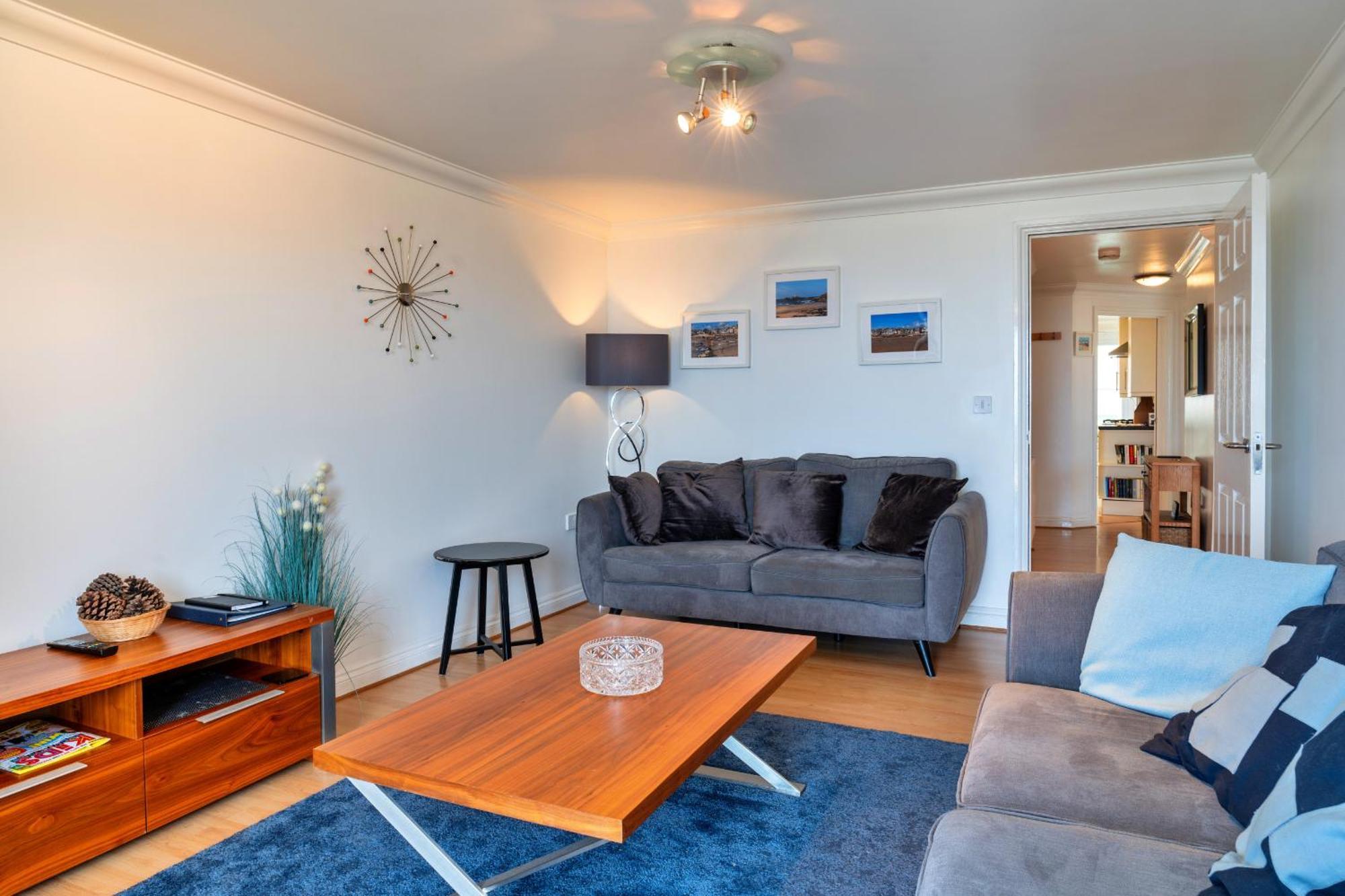 Finest Retreats - Blue Horizon Apartment เซนต์ไอฟส์ ภายนอก รูปภาพ